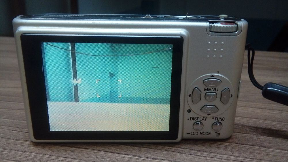 Panasonic DMC-FX10 LUMIX