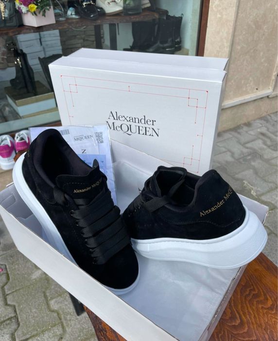 Alexander Mcqueen велурени