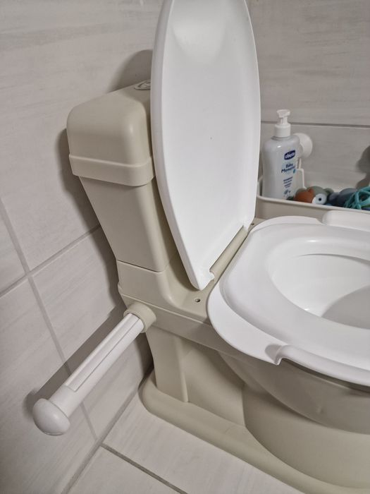 Olita educațională tip wc