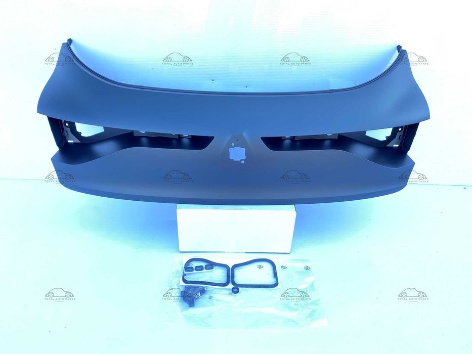 Haion capac portbagaj Renault Megane 4 hatchback nou original Renault