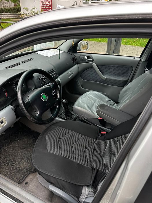 Skoda octavia 2,0 benzina