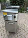 Vand grill profesional pe gaz