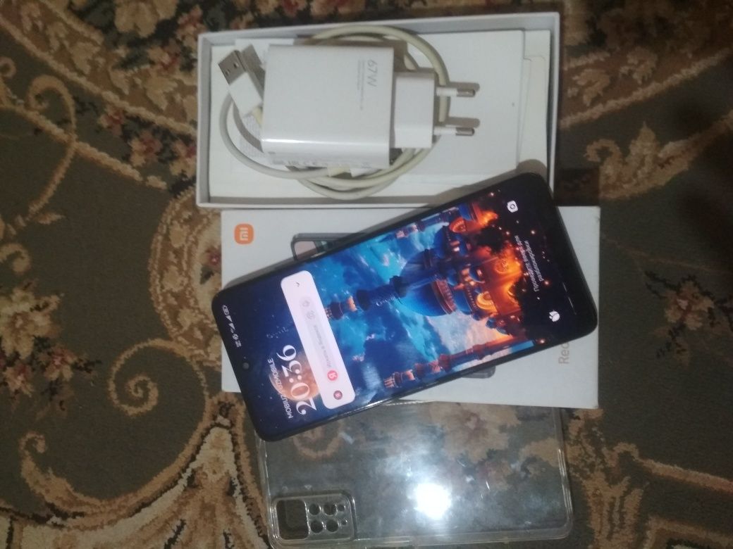 Redmi not 12 pro 8+8/256 ful karobka 1200 min kami bor srochna