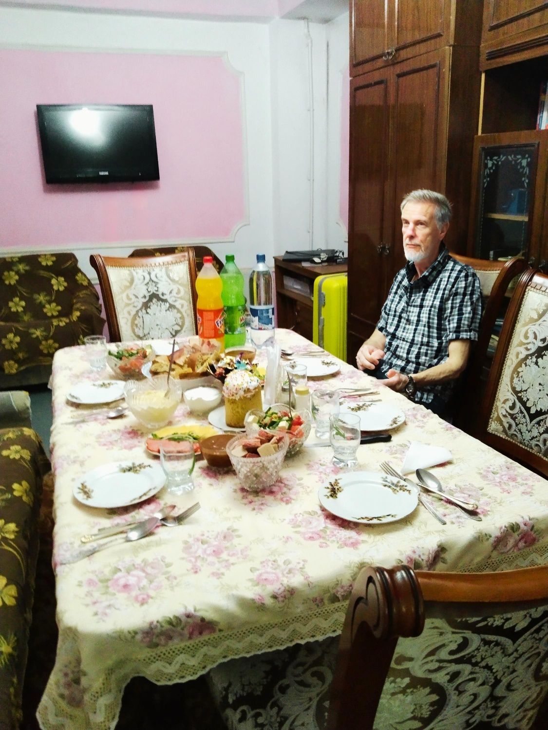 60 кв.м, 2 ком, метро, спецплан