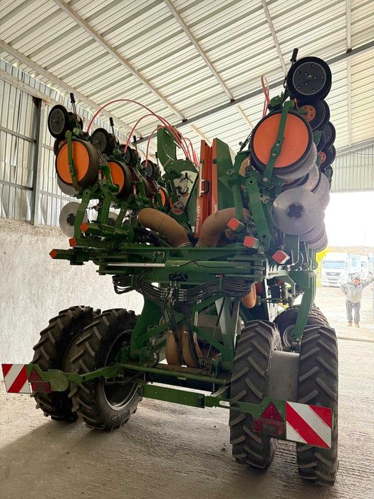 Semanatoare prasitoare de precizie  AMAZONE EDX 9000-TC