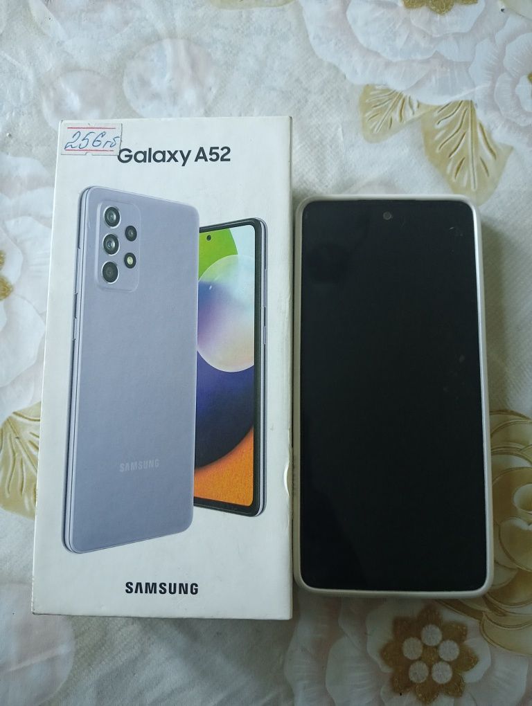 Samsung Galaxy A52