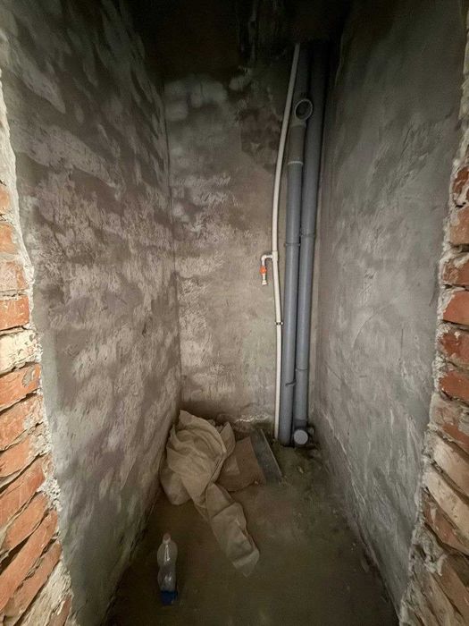 Продаётся 3х комн квартира на 4 этаже Ор-р Конечка