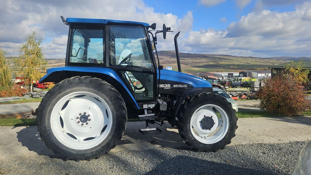 Tractor New Holland TL 75 Ford 5635