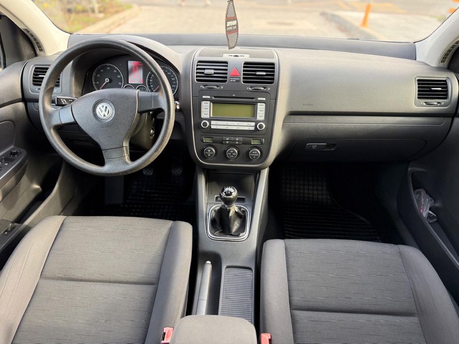 Volkswagen Golf V 1.6 MPI 119.000 km