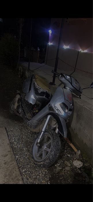 De vanzare scuter Aprilia Rally de 50cc