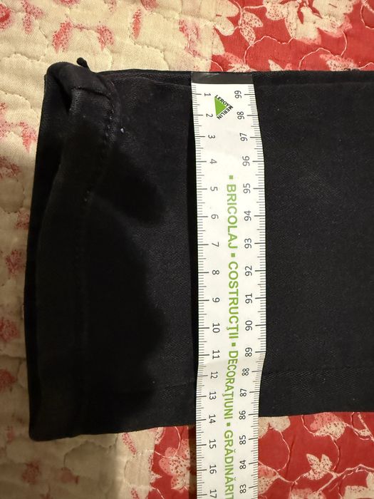 Jeans cu insertii de piele