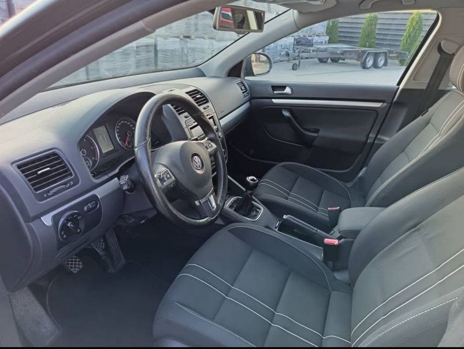 Volkswagen Jetta 2.0tdi