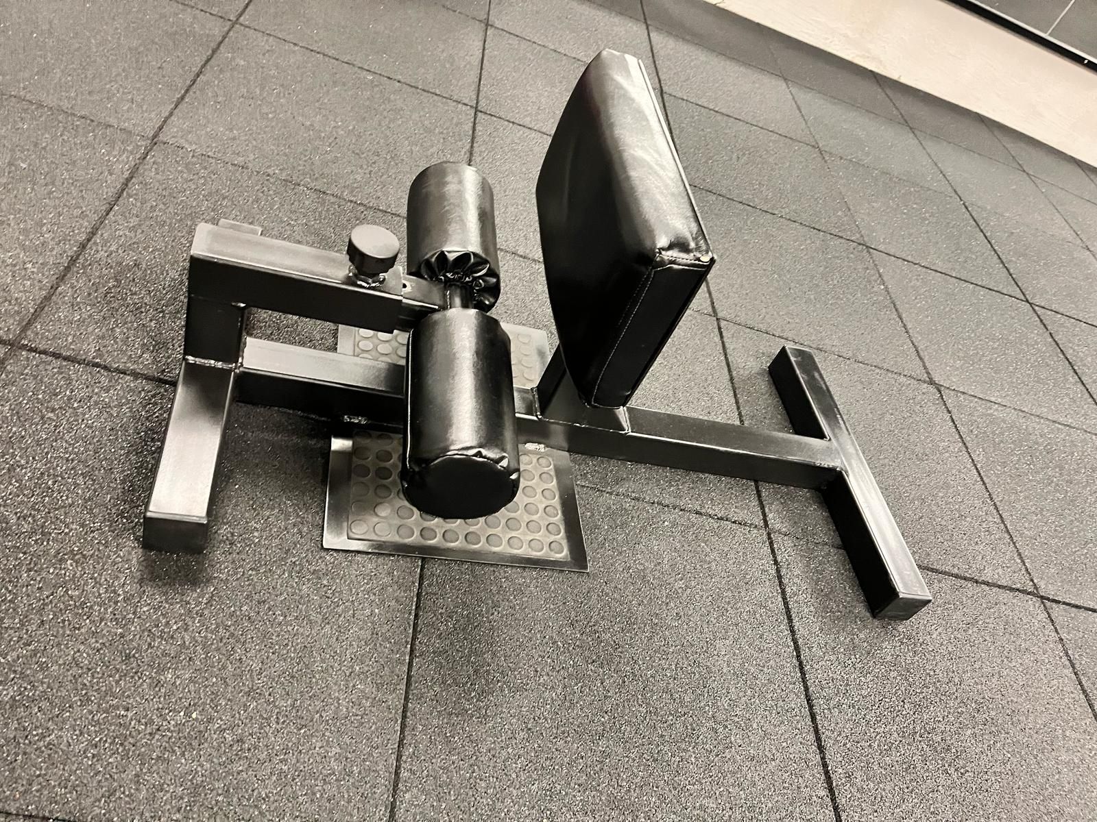 Aparat genuflexiuni SISSY SQUAT