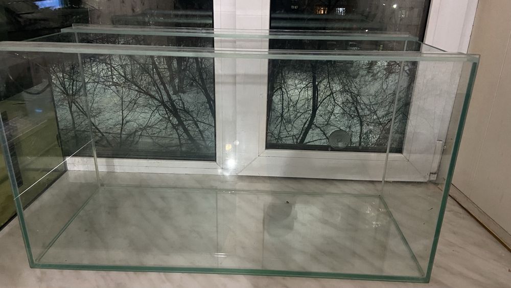 Продам аквариум 80 литров