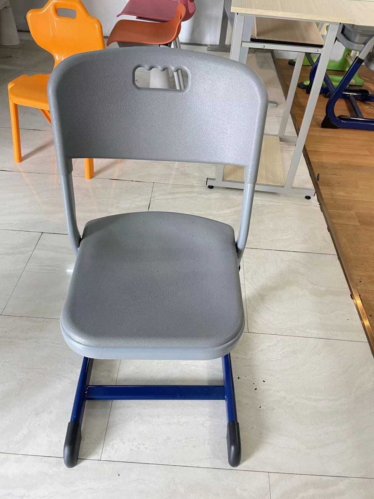 Парта школьная 2-х местная с двумя стульями