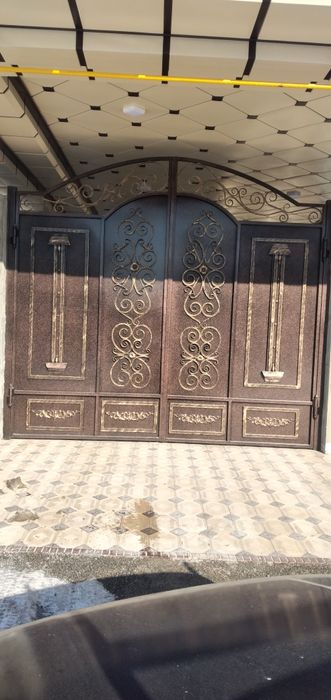 Установка и ремонт ворот .Покраска , ремонт , реставрация ворот ,навес