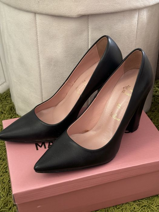 Черни кожени високи обувки