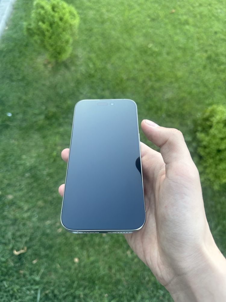 Iphone 15 pro nasiya savdo bor