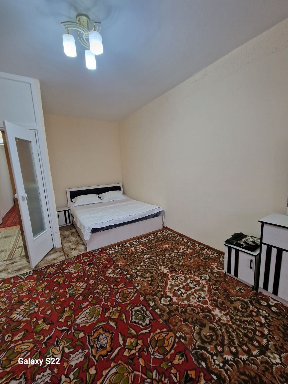 Продается 2в3/3/4 на м-ве Фируза, М.Улугбекском р-не