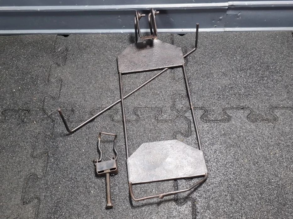 Suport roata rezerva VOLKSWAGEN CADDY II Box 9K9A 1995 - 20041.9 SDI A