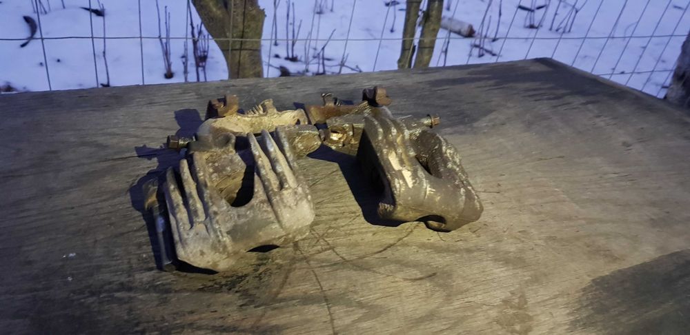 Etrieri Etrier Stanga Dreapta Spate Opel Zafira A