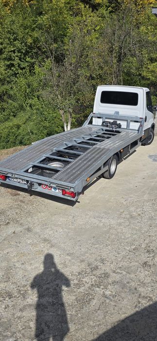 Vând platforma iveco an 2021 3,0 ca noua