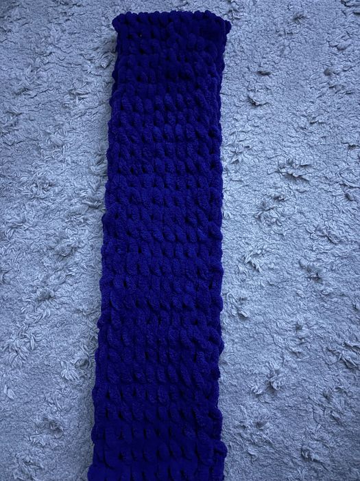 Дамски ръчно плетени шалове