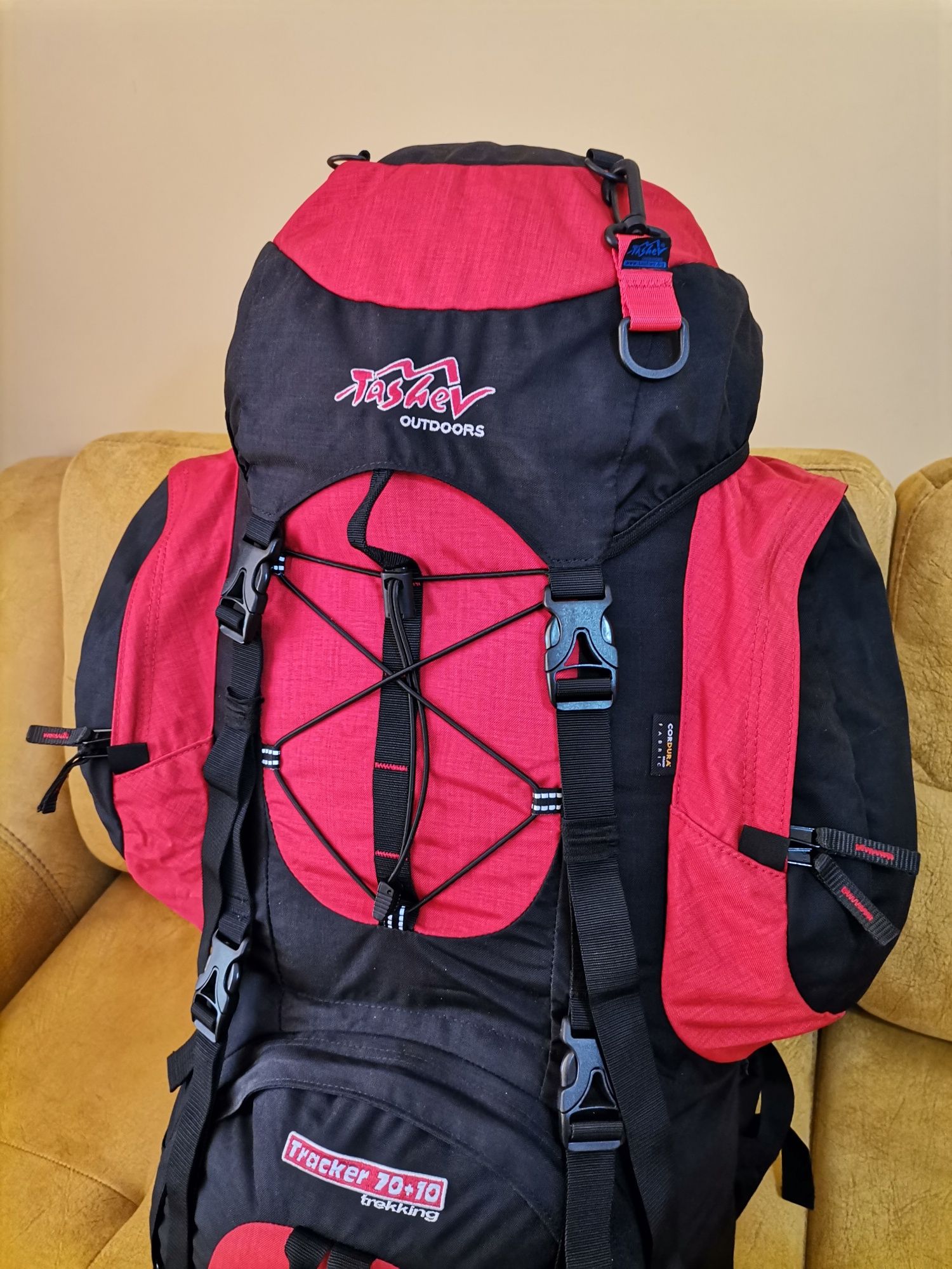 НОВА Туристическа раница Tashev Tracker 70 + 10 CORDURA