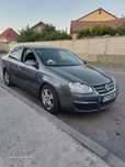 Vând Vw jeta 1.6 benzina acte valabile