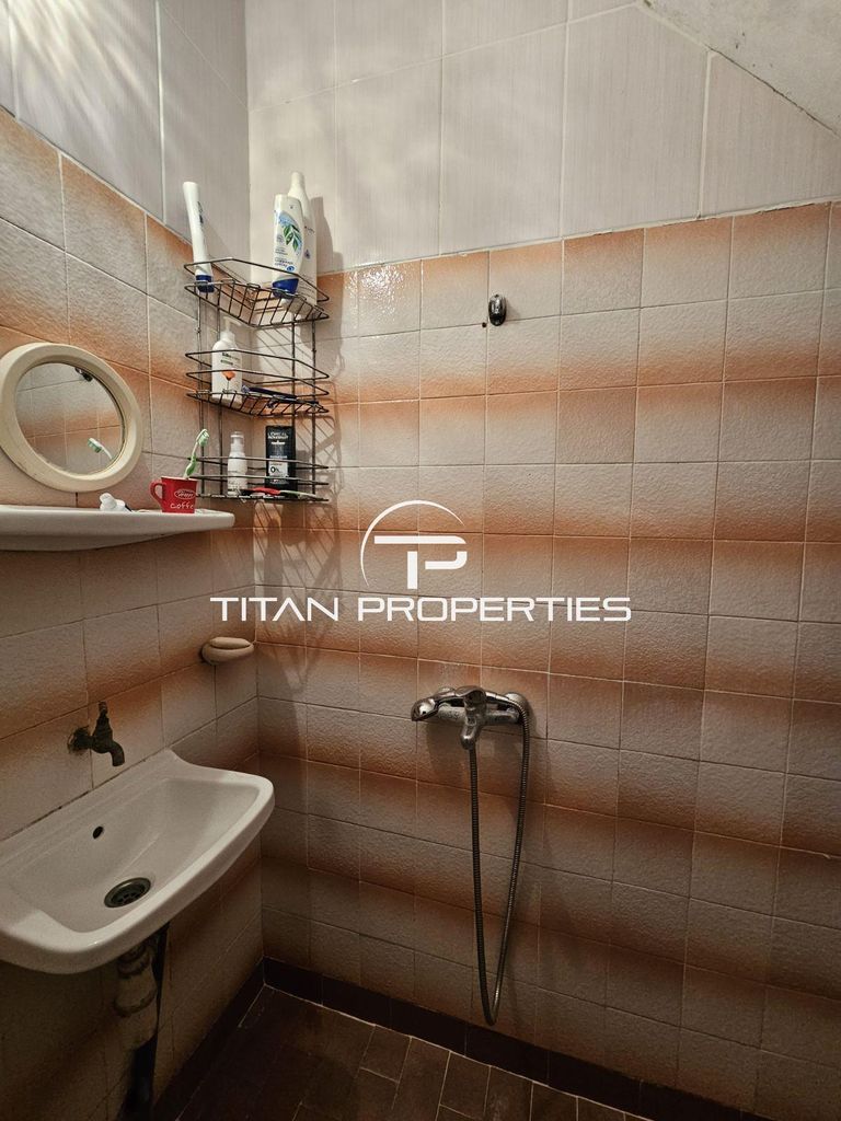 Продава се Къща в Варна, Виница - 350 кв.м за 1000 €/кв.м - Снимка #6
