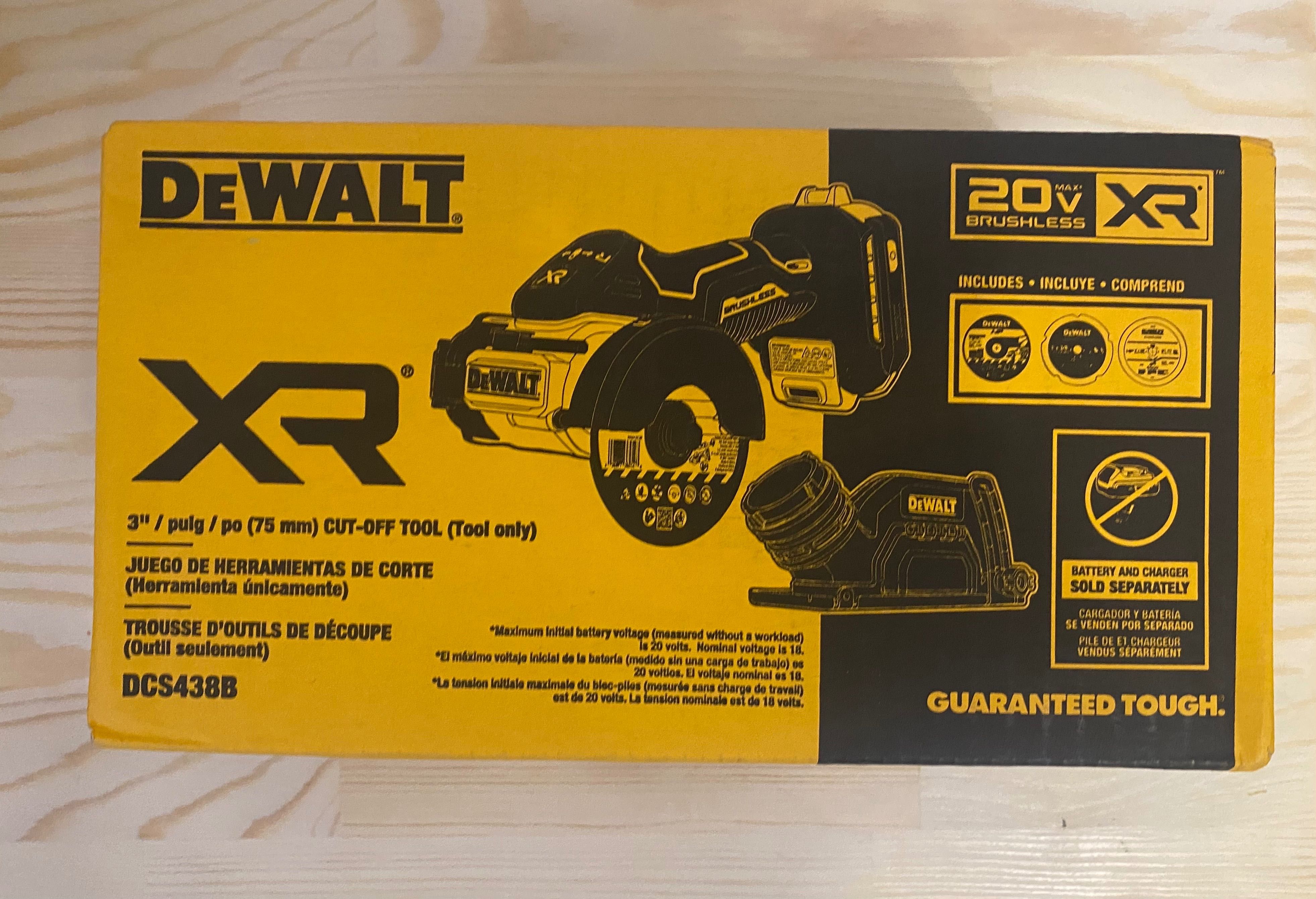 Аккумуляторная отрезная машина DeWALT DCS438B