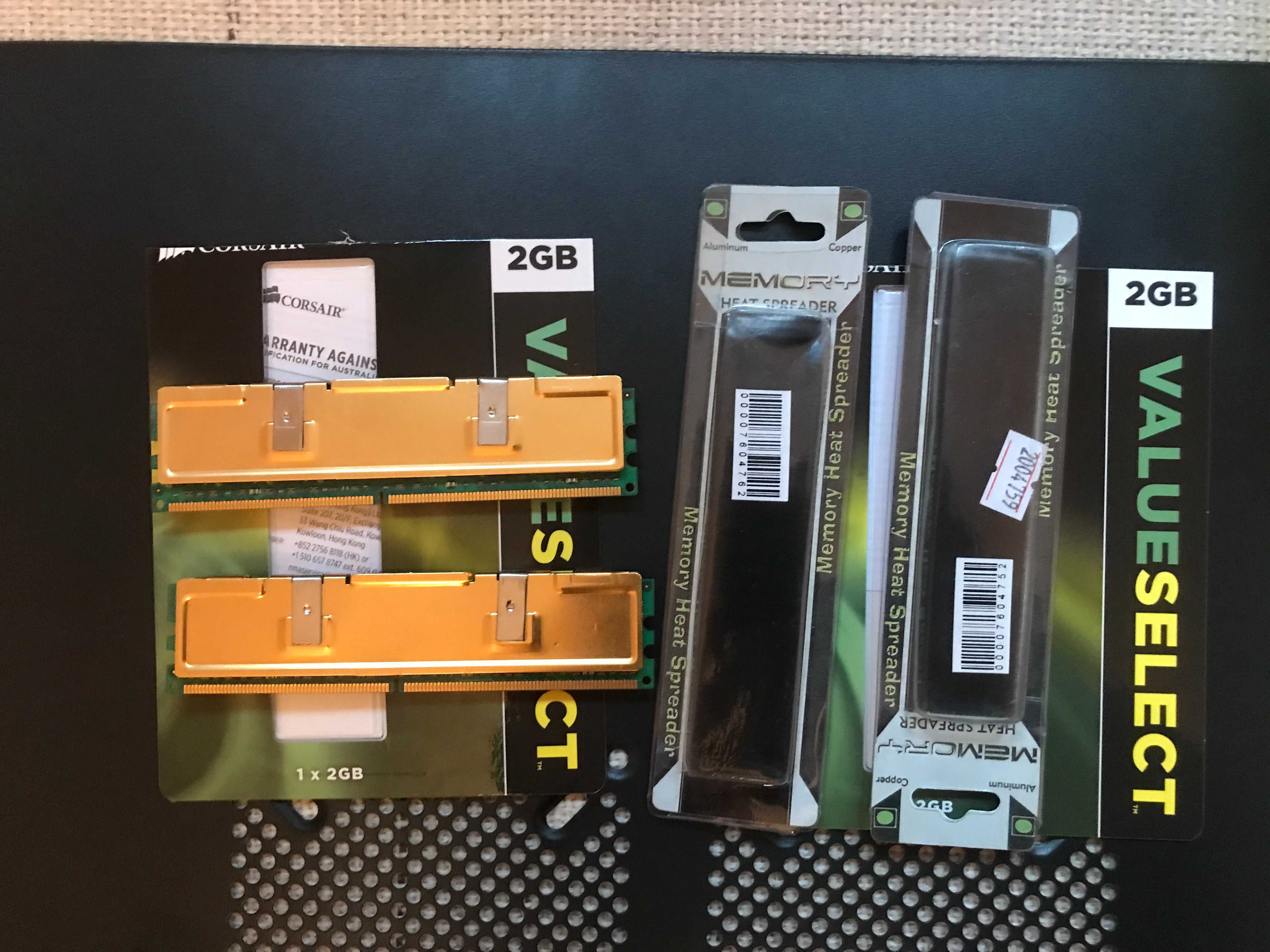 RAM памет Corsair ValueSelect 4GB (2x2GB) DDR2 + охлаждане