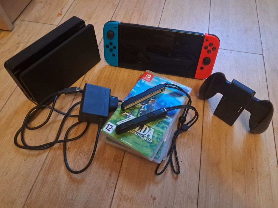 Nintendo Switch + 3 игры