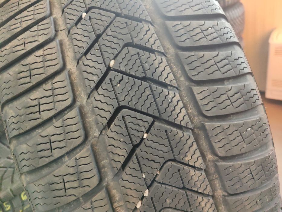 4бр. зимни гуми 275/45/20 Pirelli