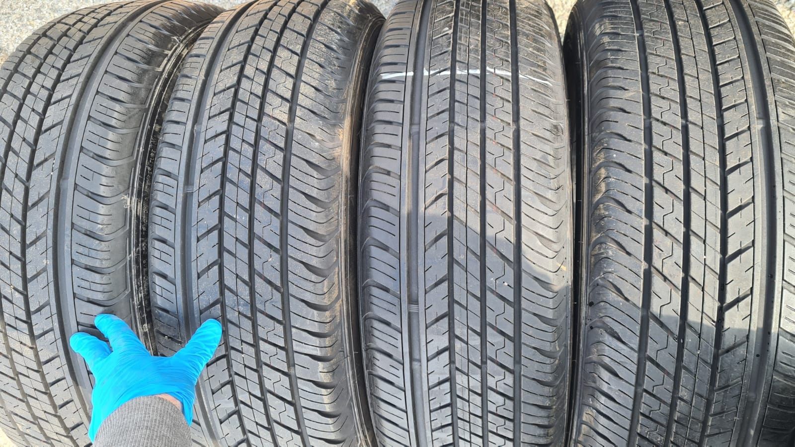 4 броя всесезонни гуми Dunlop ST30 размер 18