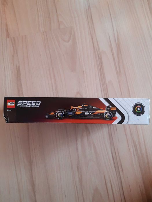 Конструктор LEGO Speed Champions Болид McLaren F1