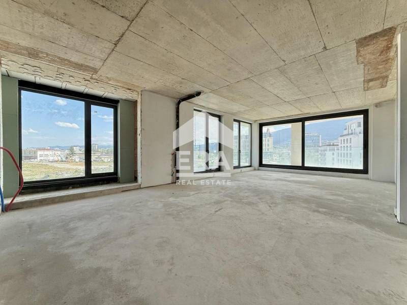 Южен апартамент с 4 спални в непосредствена близост до Ловен парк