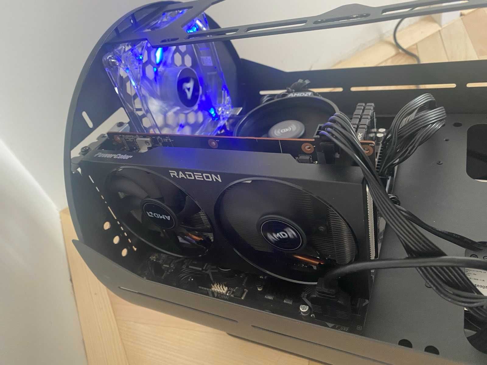 УНИКАЛЕН | Геймърски | RX 6600 | Ryzen 5 3600 | 16 RAM