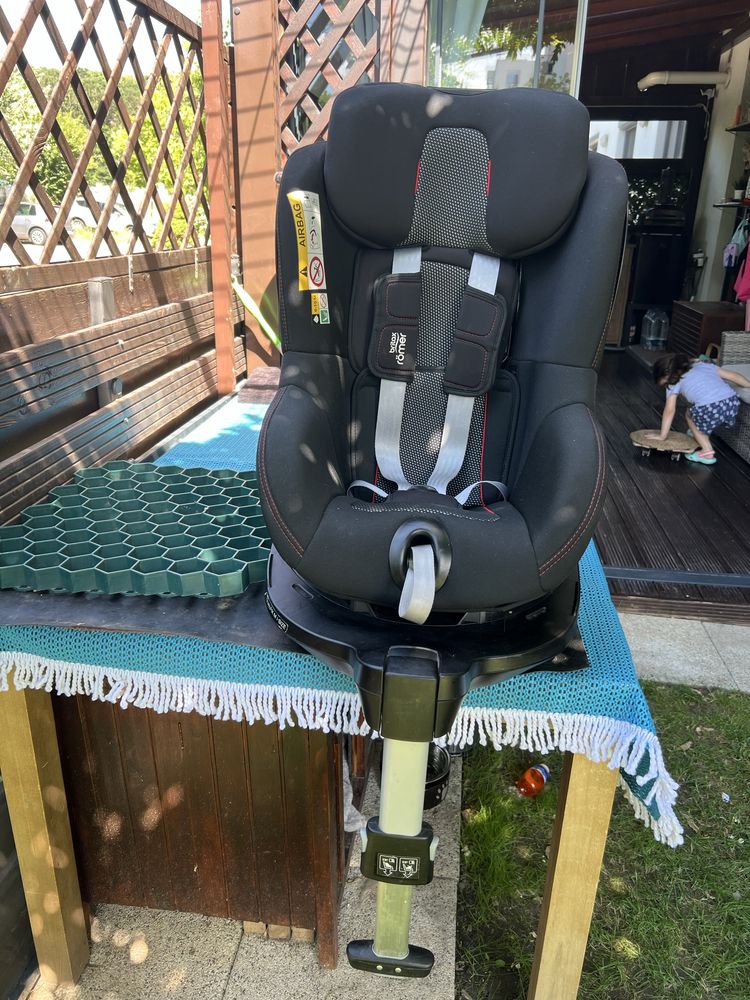 Scaun auto ISOFIX i-size Britax Romer DUALFIX M Cool flow black 61-105