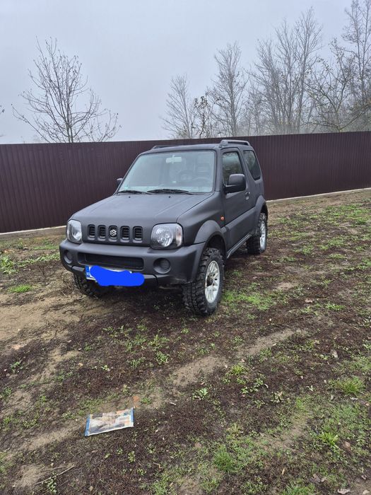 Vand suzuki jimny fara rugina