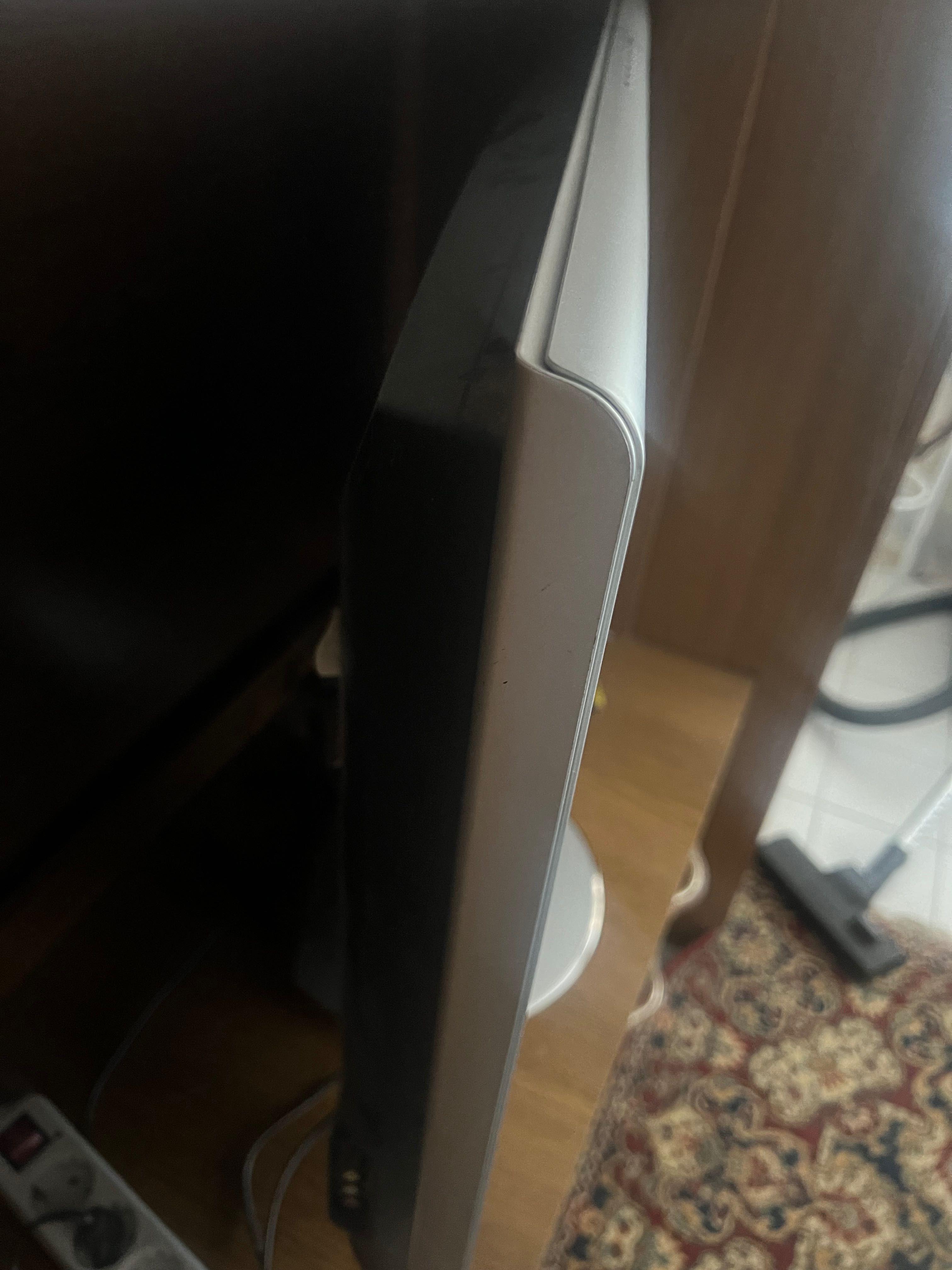 Телевизор Sony 75см диагонал