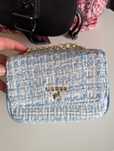 Чантичка Guess girl