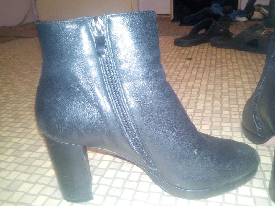 Дамски боти на ток  Dima естествена кожа