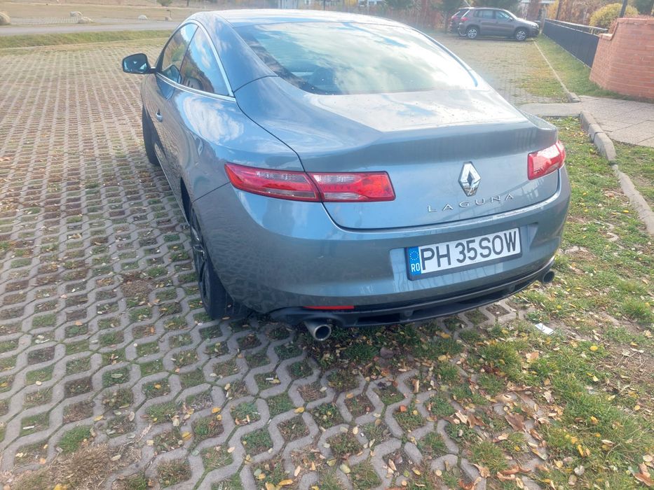 Renault Laguna Coupe 2010
