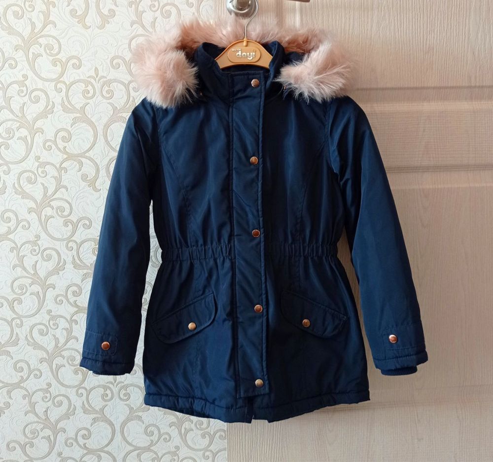 НЕДОРОГО куртка-Аляска для девочки на 7-8 лет, рост 128 см