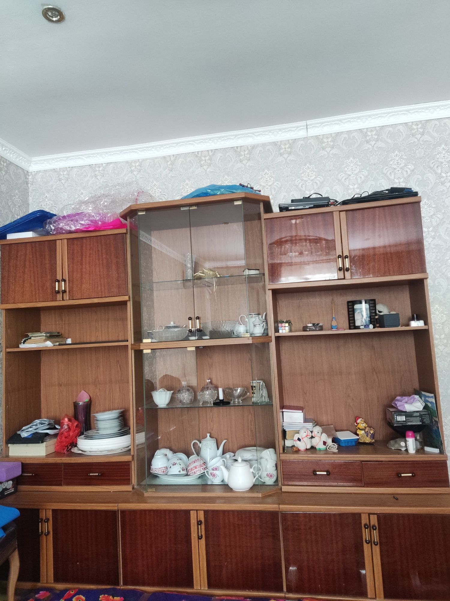 Стенка шкаф в гостиную