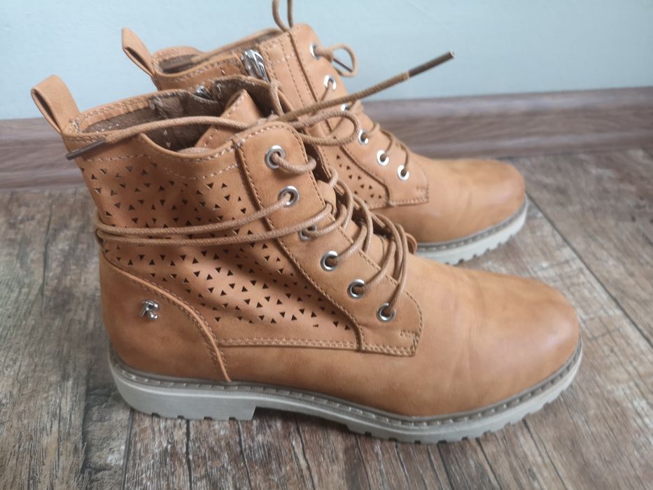 Обувки Еко кожа, номер 39