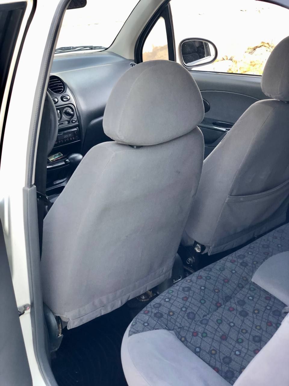 Matiz avtamat 
Avtamat karobka 
Gaz/benzin 
Mator indiyalni 
Kandisani