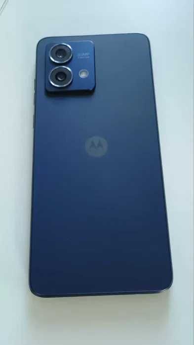 Продавам Motorola G 84 256 GB ,нов с гаранция