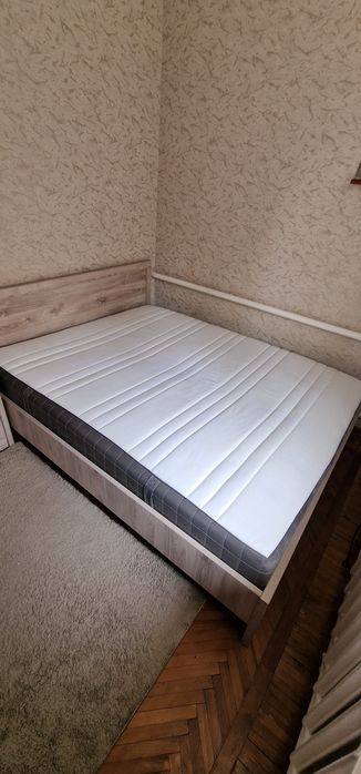 Продам матрас Икеа Ховог 160*200